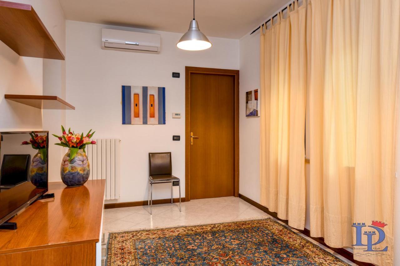 Apartamento Desenzanoloft Blue Lake Star Desenzano del Garda Exterior foto